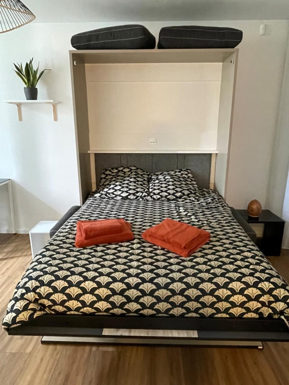 Beautiful apartment Place Clemenceau Apartment in Pau