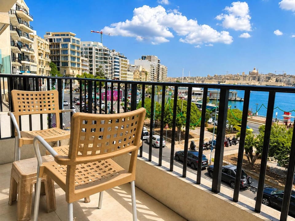 The Heaven - Sea View 2 Apartment in Sliema