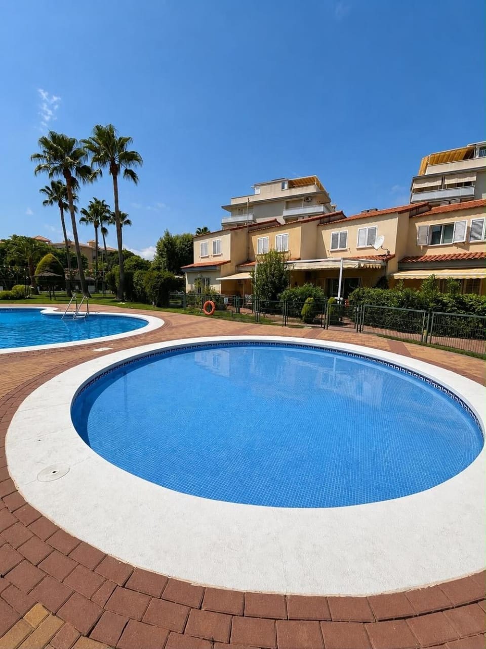 Canet Playa Pool and Garage Apartment in Valencian Community