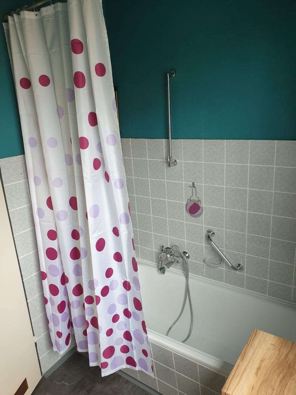 Bathroom, Bath