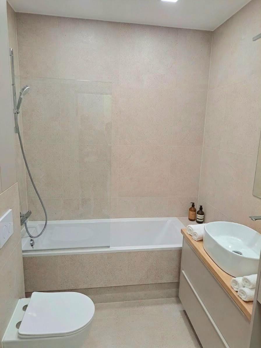 Toilet, Bathroom, Bath
