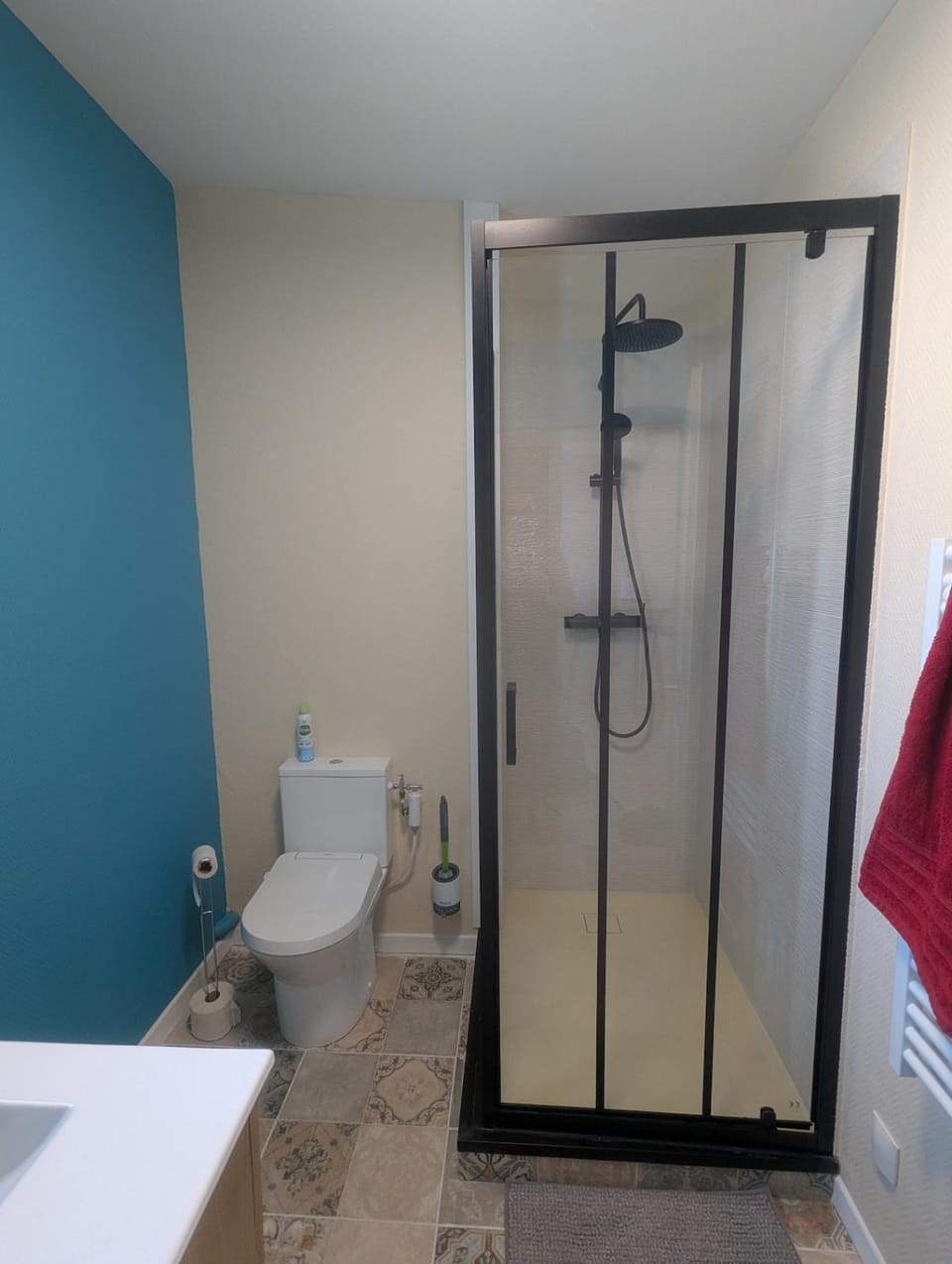 Shower, Toilet, Bathroom