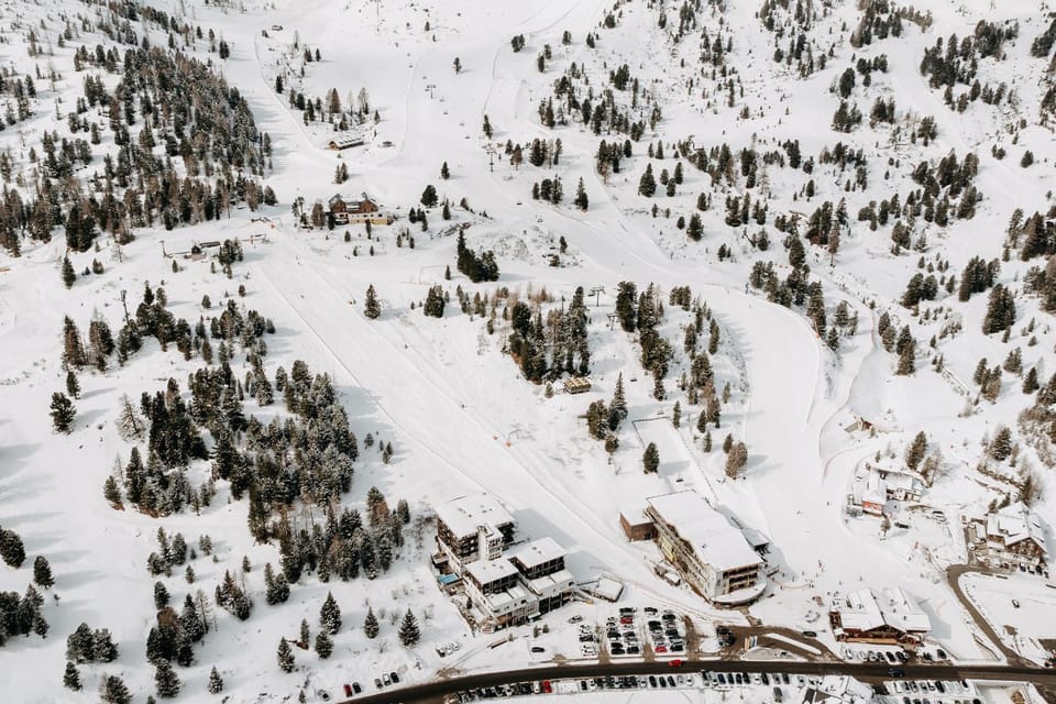 Day, Natural landscape, Bird's eye view, Winter, Mountain view