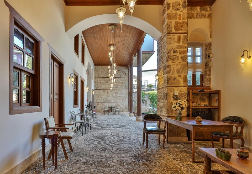 Banquet/Function facilities, Seating area, Inner courtyard view, internet