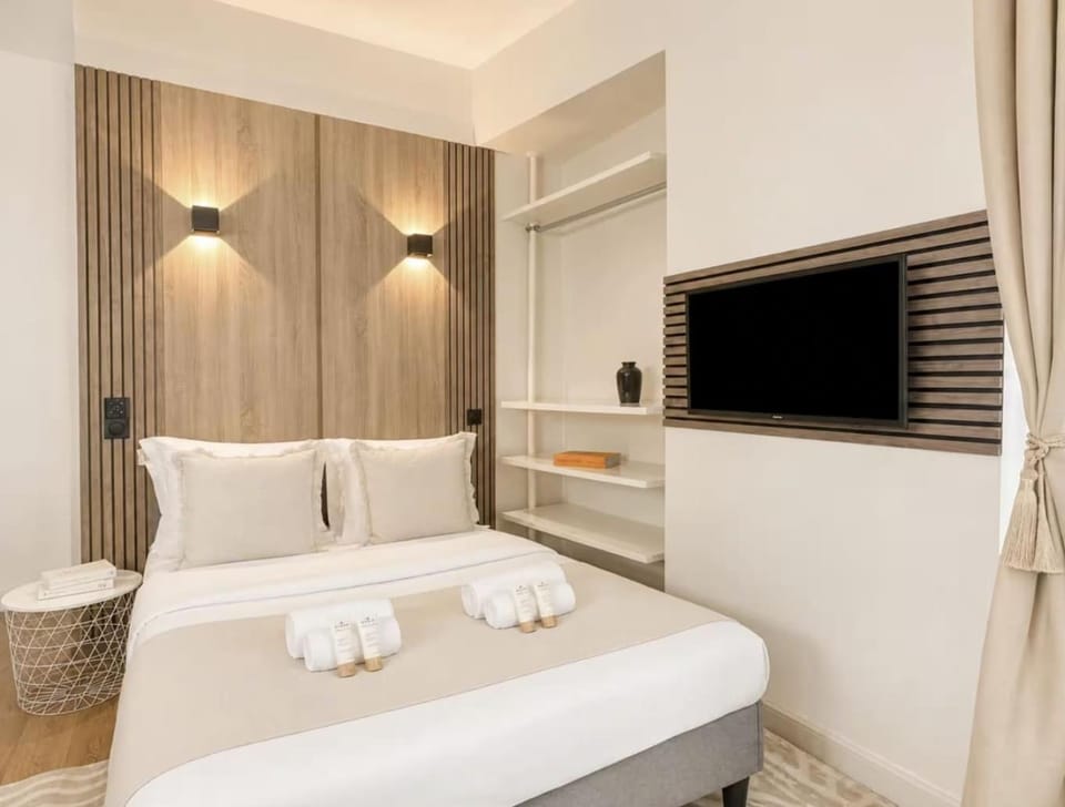 Saint Germain Deluxe Studio by Seine River Apartment in Paris