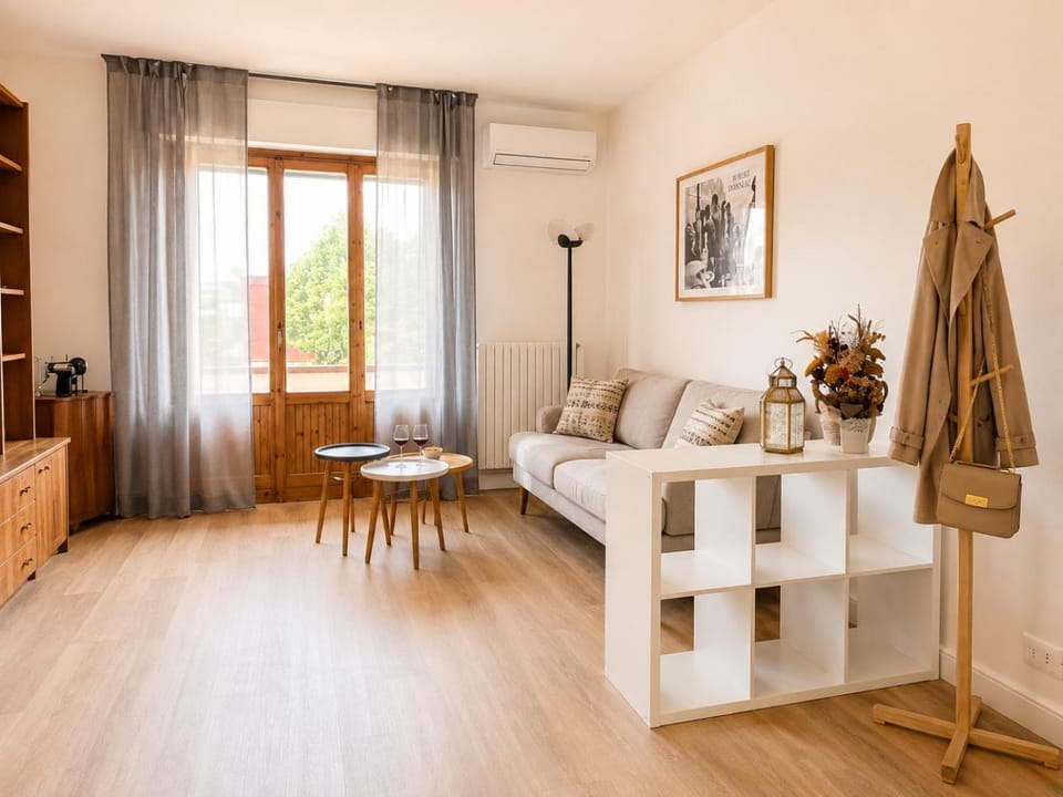 Living room, air conditioner