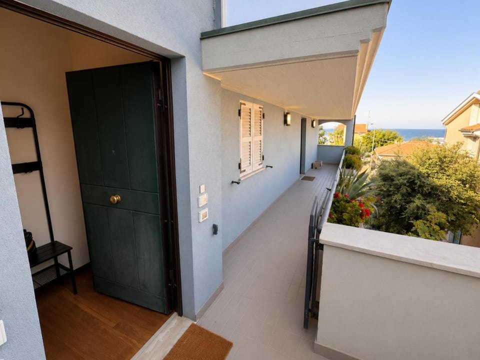 Luxury Beach Park and walk to the beach Apartment in Fano