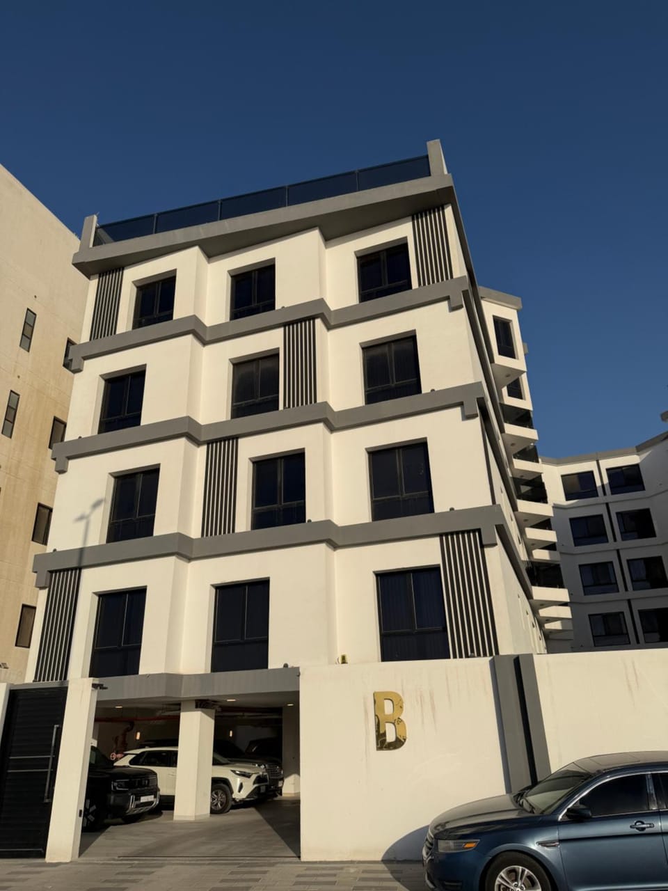 Property building, Day