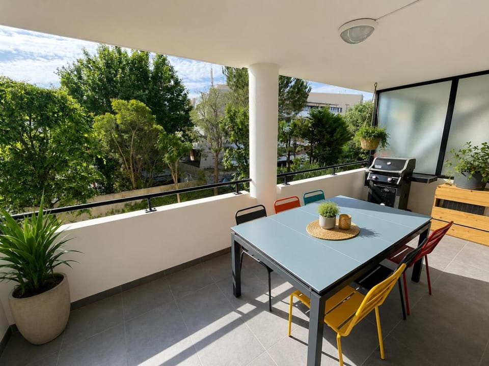 Balcony/Terrace, Garden view