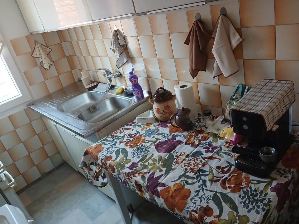 Coffee/tea facilities, Kitchen or kitchenette, kitchen