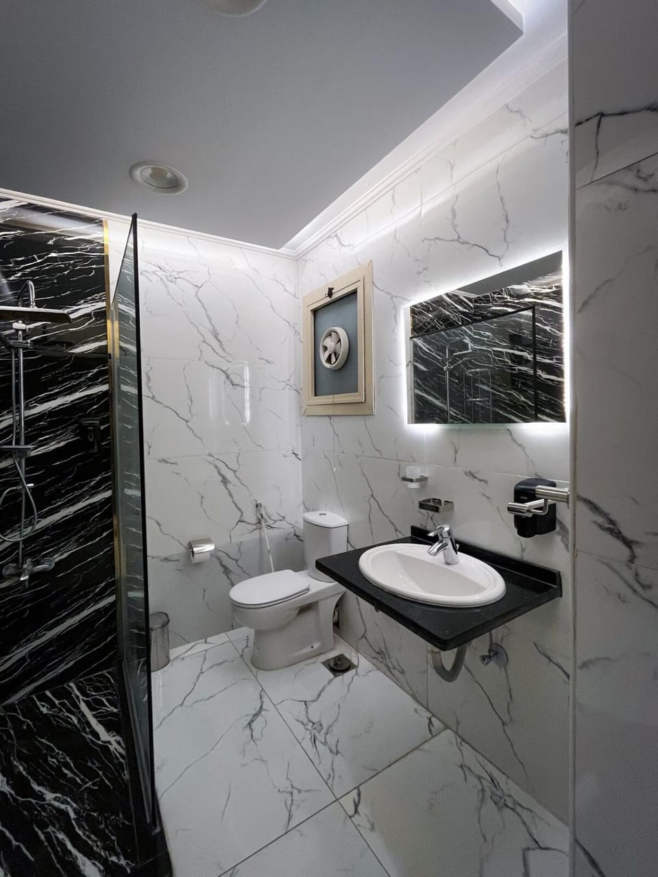 Shower, Toilet, Bathroom