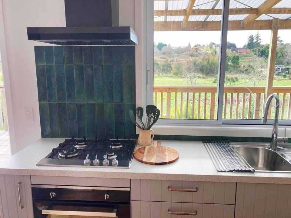 Pear Tree Cottage - Peaceful Retreat Villa in Tasman District, Tasman, New Zealand