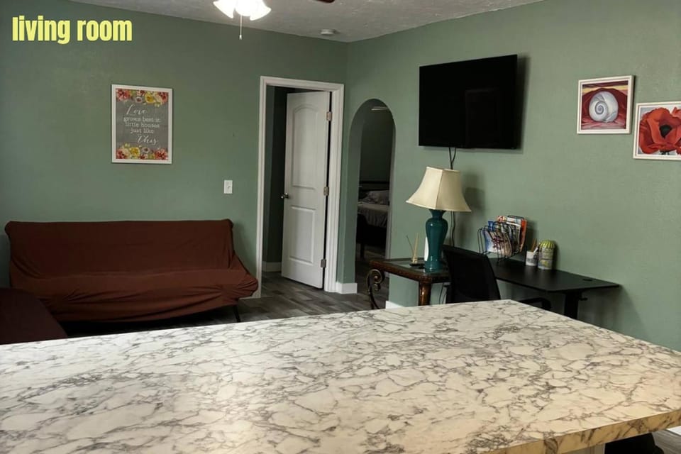 Downtown SRQ 3BR 2BA, Playground, Unit 1, Sleeps 6 House in Sarasota