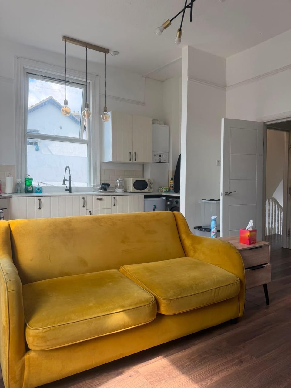 London Flat 5 min from East Croydon & Hospital Apartment in Croydon