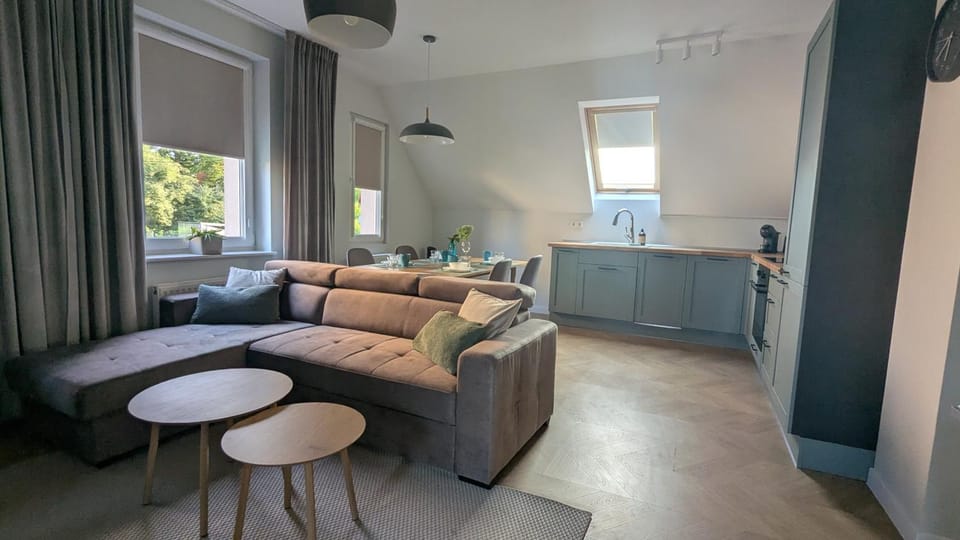 Kitchen or kitchenette, Living room, Seating area