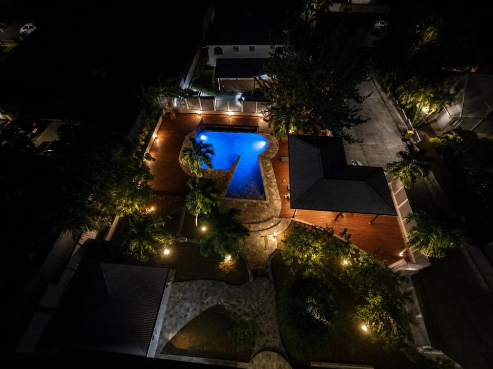 Property building, Swimming pool
