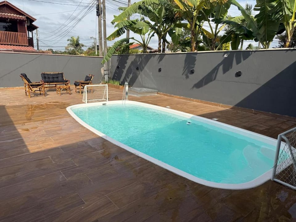 Day, Natural landscape, Pool view, Swimming pool, sunbed
