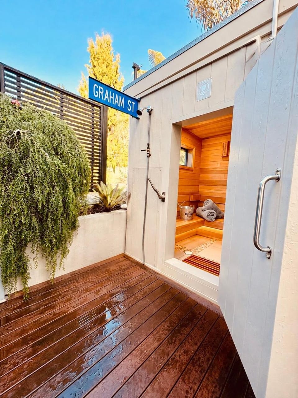 Te Awa Family Retreat River Lawn Sauna House in Tasman District, Tasman, New Zealand