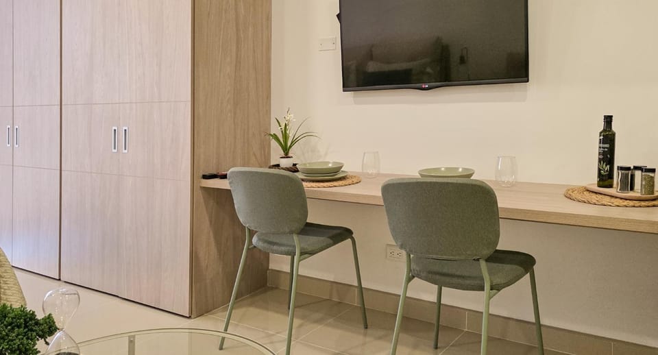 TV and multimedia, Dining area