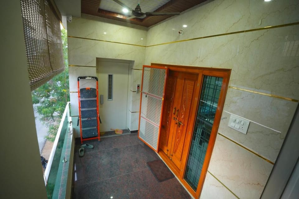 2BR Home 2 Baths Dammiaguda Chalet in Secunderabad