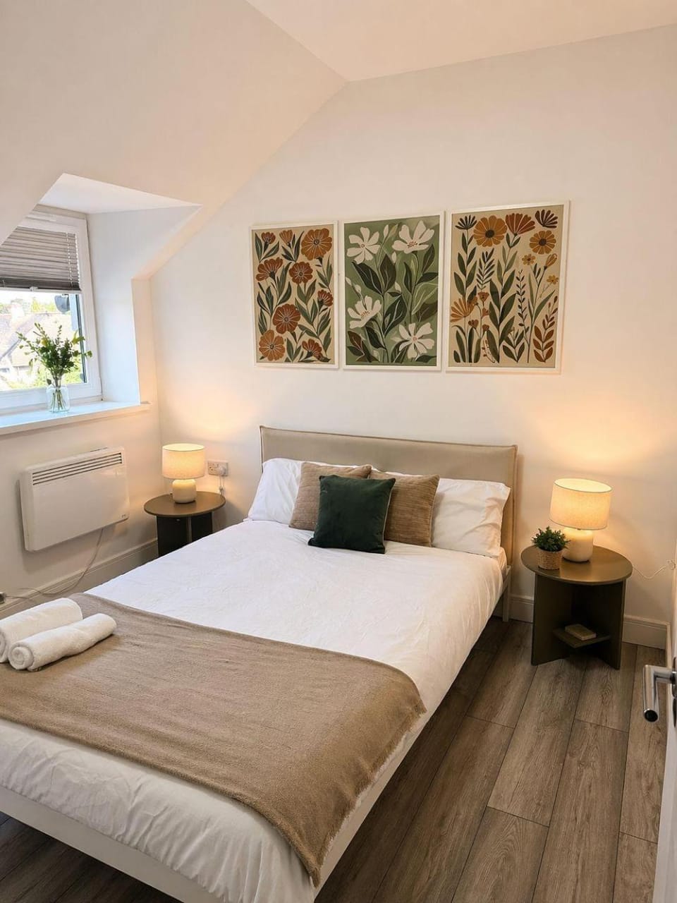 The City Escape - 2 bedroom apartment, free parking, sleeps 6, Contractor and Holiday Apartment in Cardiff
