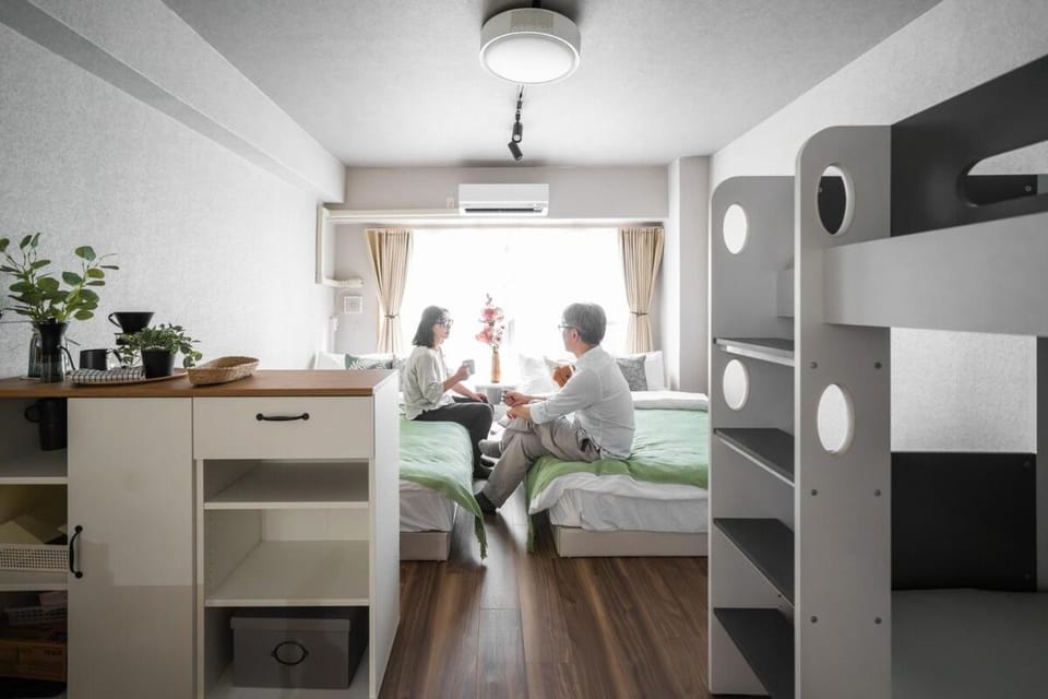10minutes walk to Shinjuku 4beds Hotel in Shinjuku