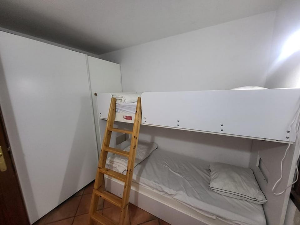 Appartement en duplex au centre de Montgenèvre - FR-1-266-330 Apartment in Montgenèvre