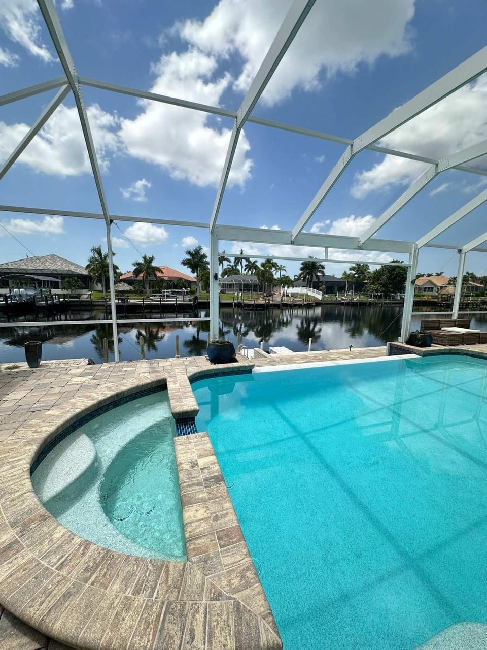 Villa Dolphin - Cape Coral Villa in Cape Coral