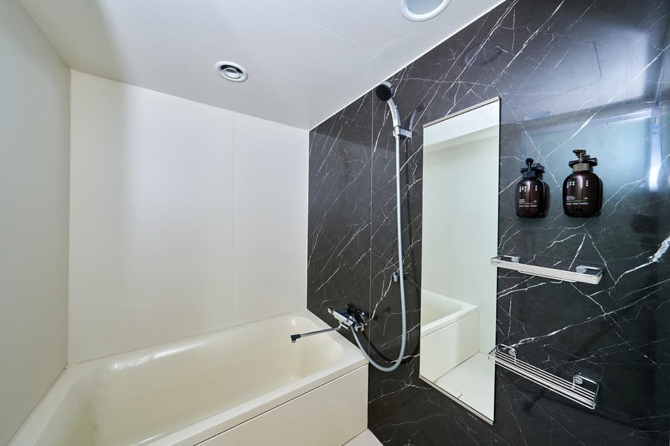 Bathroom, Bath