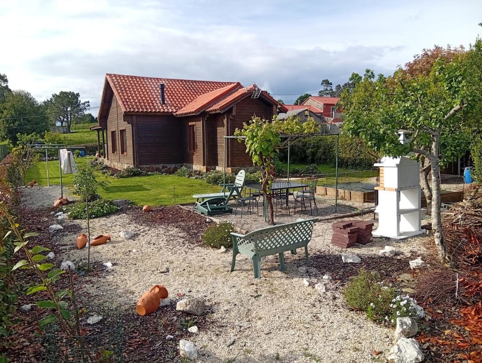 Madera Top 3 dormitorios Chalet in Galicia