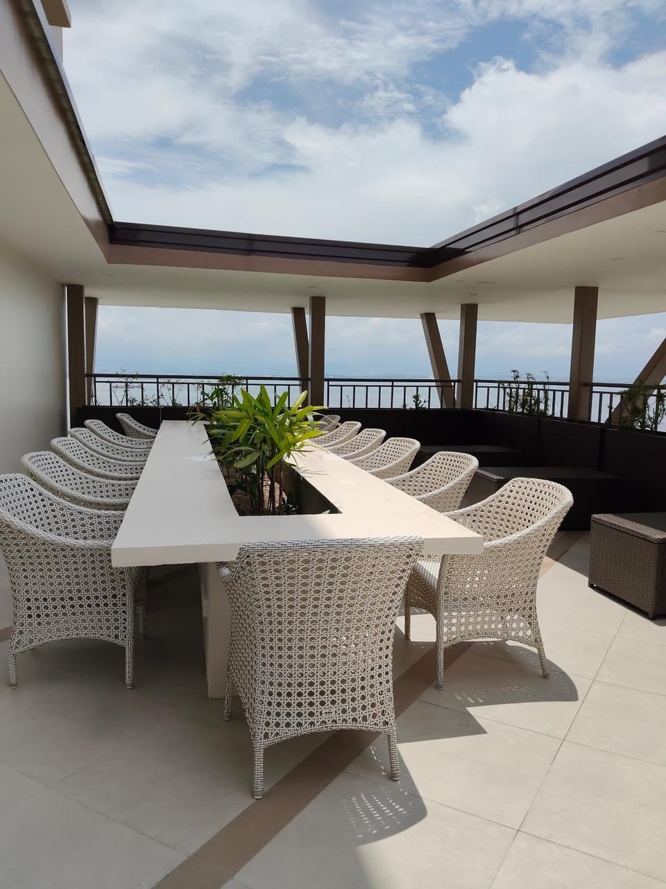 Homey and Cozy Apartment hotel in Lapu-Lapu City