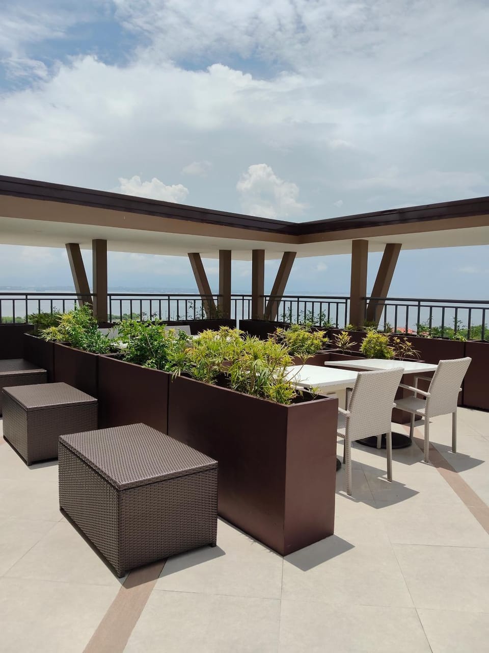 Homey and Cozy Apartment hotel in Lapu-Lapu City
