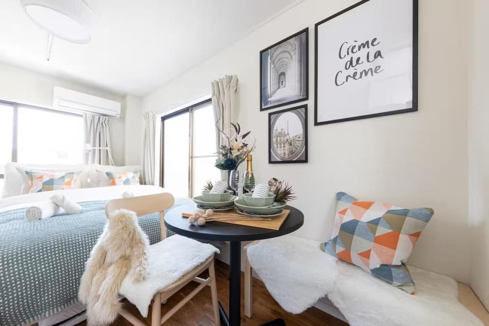 Living room, Bedroom
