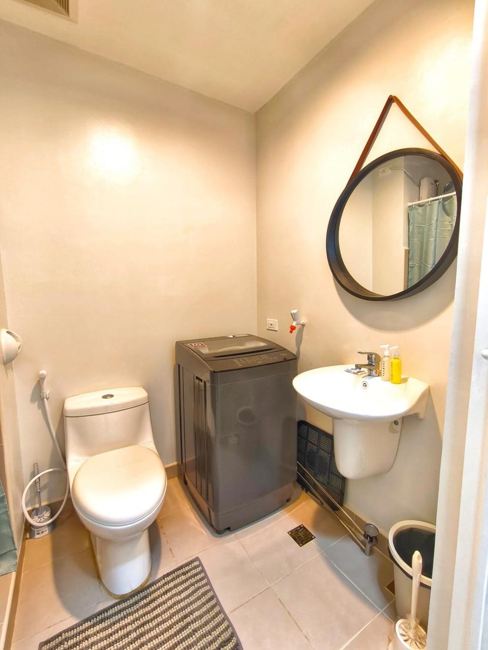 3319T4 Avida Riala IT Park Newly Fursnished 300Mbps Wi-Fi Apartment in Lapu-Lapu City