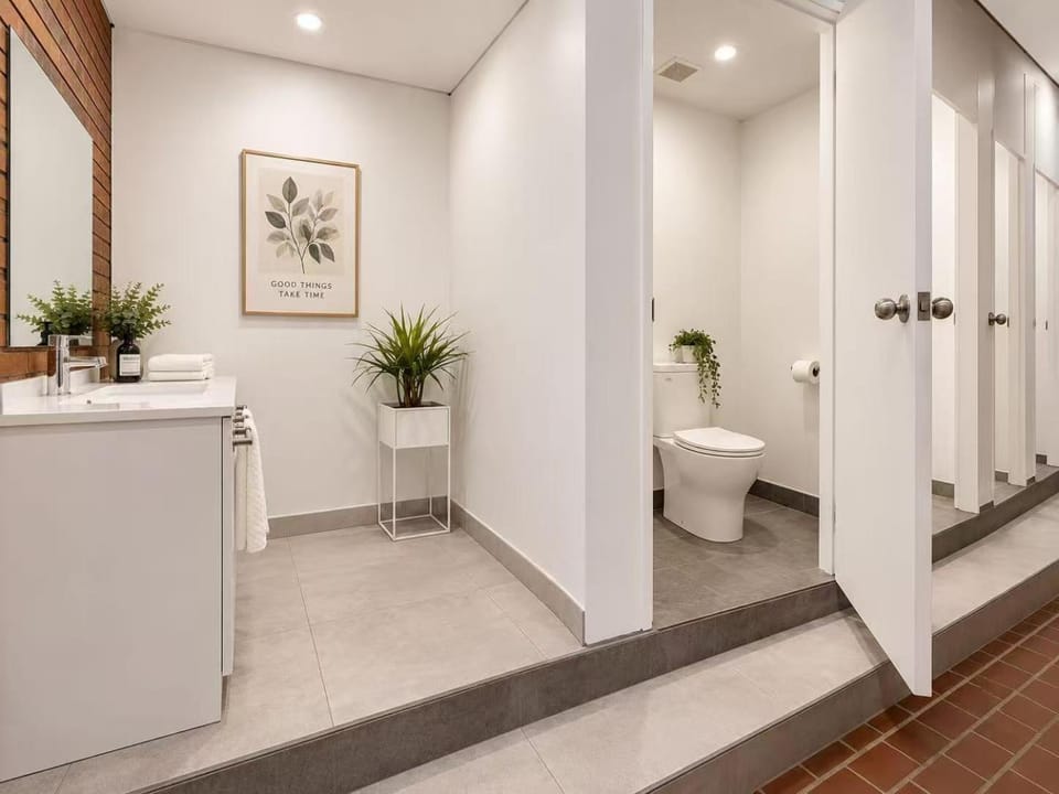 Toilet, Bathroom