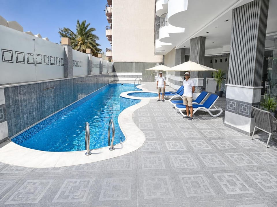 Balcony/Terrace, Swimming pool