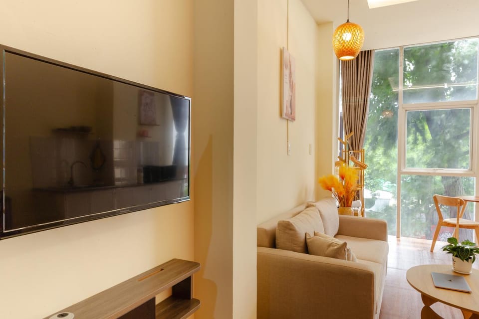 TV and multimedia, Evening entertainment