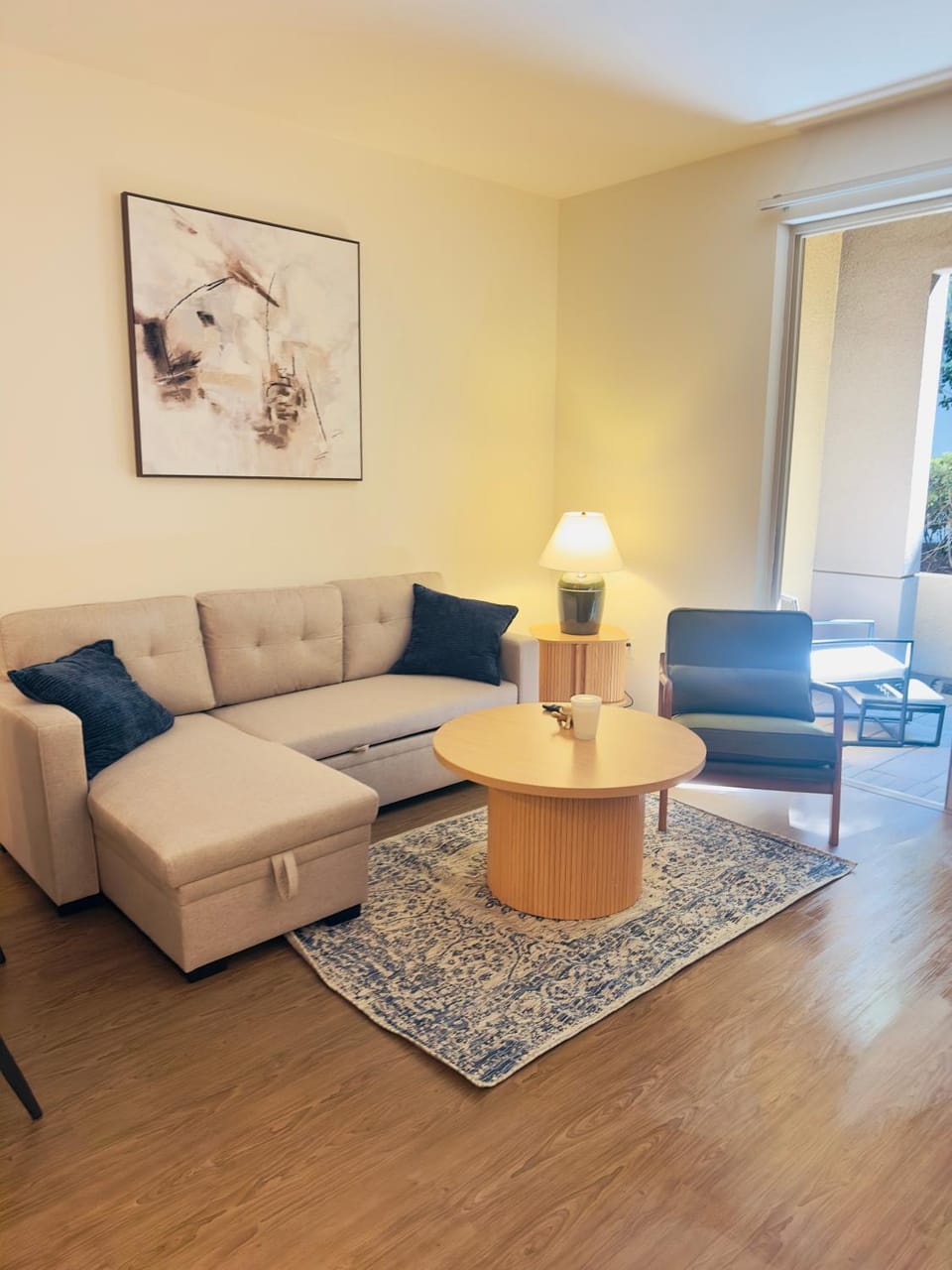 Living room, Seating area