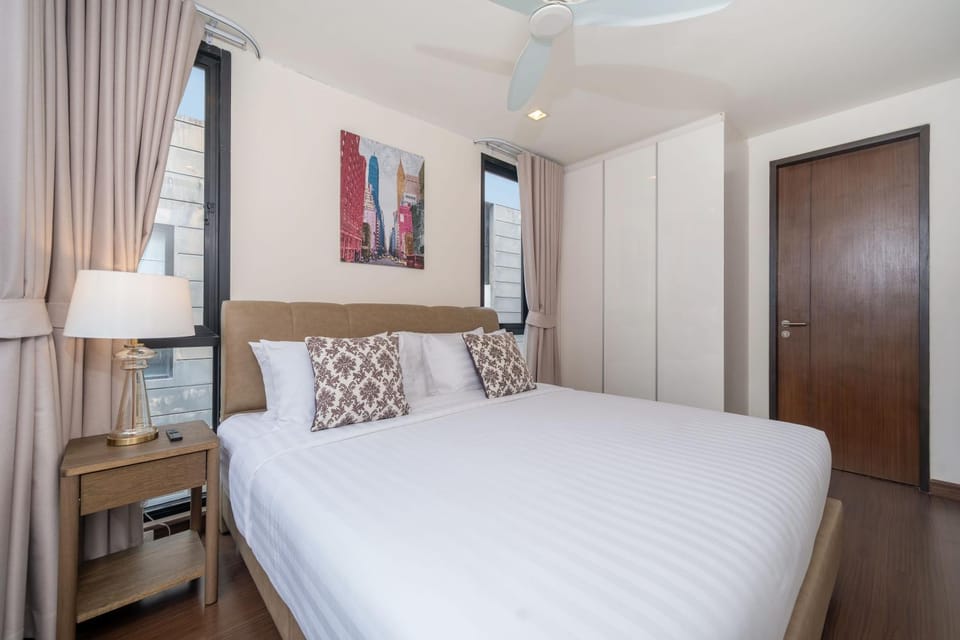 Bedroom, wardrobe