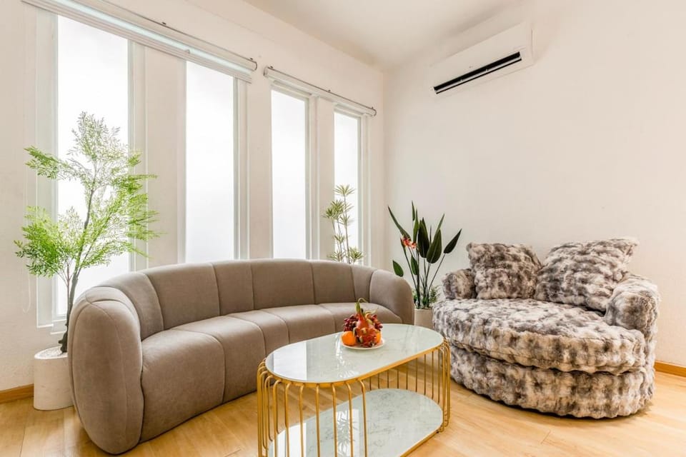 Lux White- 53 Đs 20- 10Br- Pool, bbq, view Lm81 Villa in Ho Chi Minh City