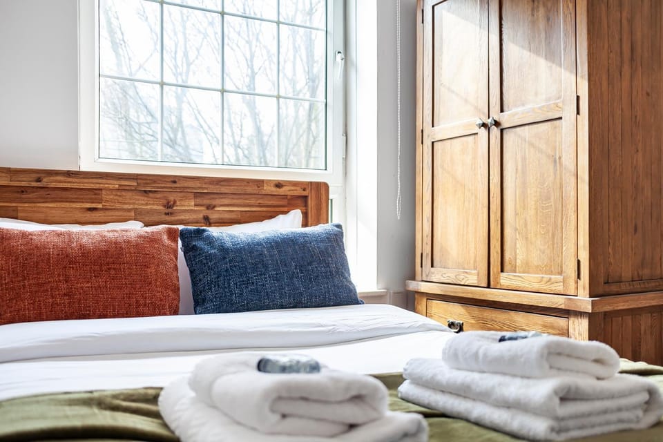 Bed, Bedroom