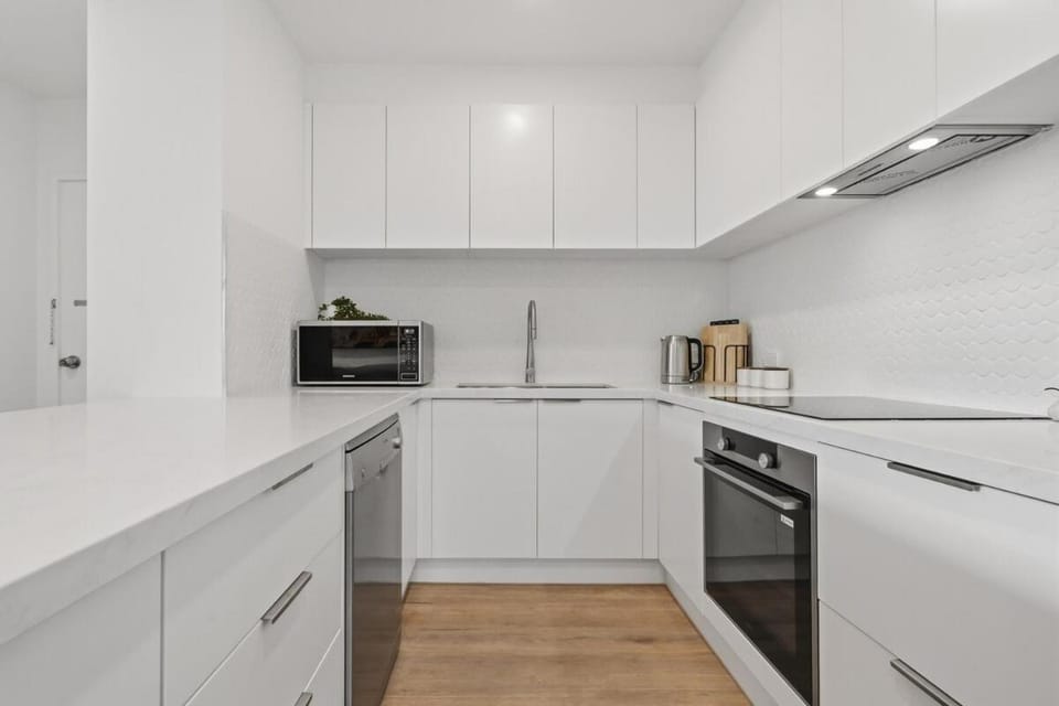 Stylish 3BR Apartment with Parking, pool & gym Apartment in Southbank