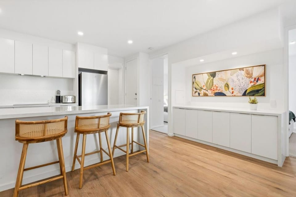 Stylish 3BR Apartment with Parking, pool & gym Apartment in Southbank