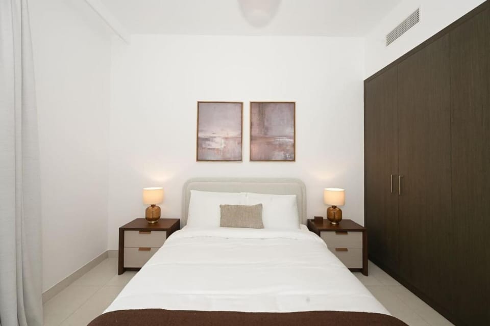 Bloomfields 1BR in Creekside 18 Apartment in Dubai