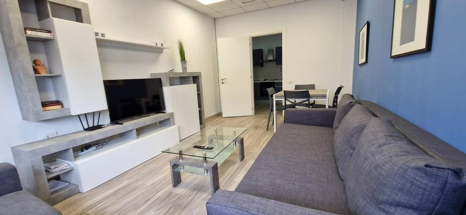 Modern 1 Bedroom APT in Central Sliema by Homely Apartment in Sliema