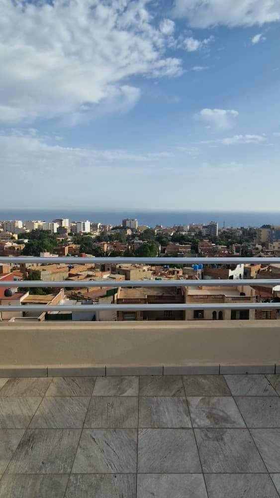 Appartement 5 Apartment in Oran Province, Algeria