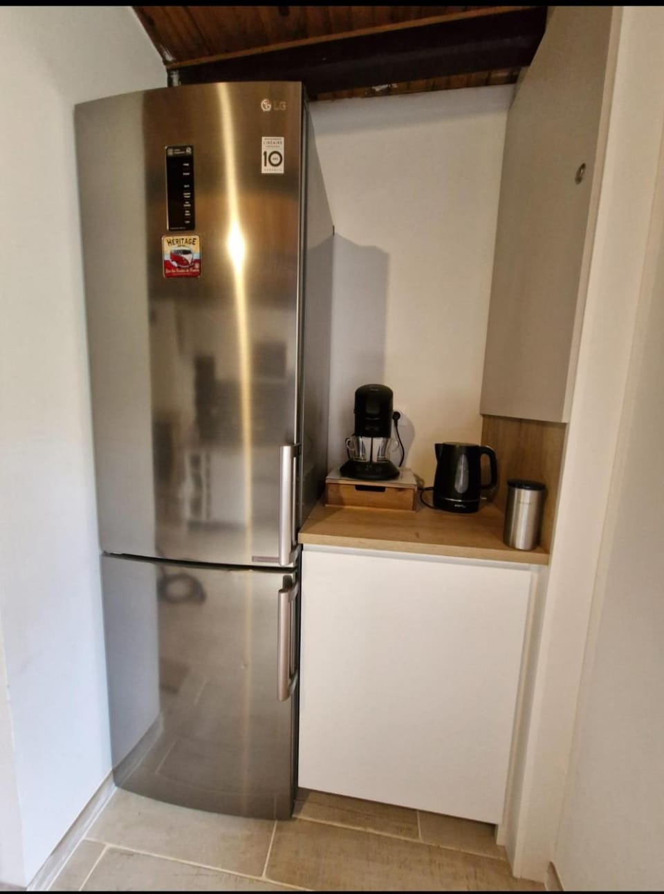 Coffee/tea facilities, toaster
