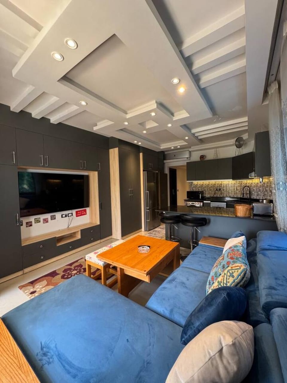 TV and multimedia, Living room, Seating area