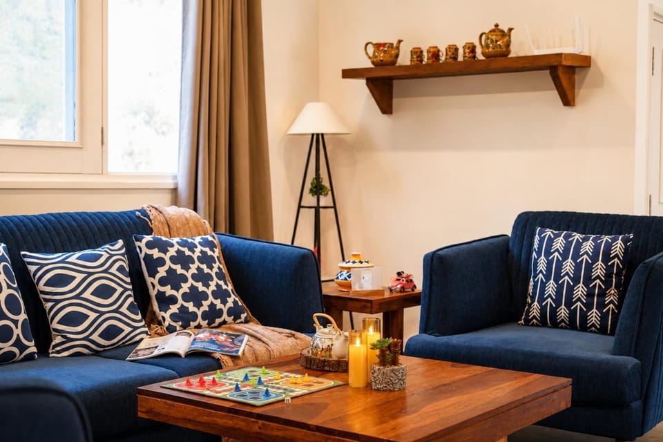 Living room, Seating area