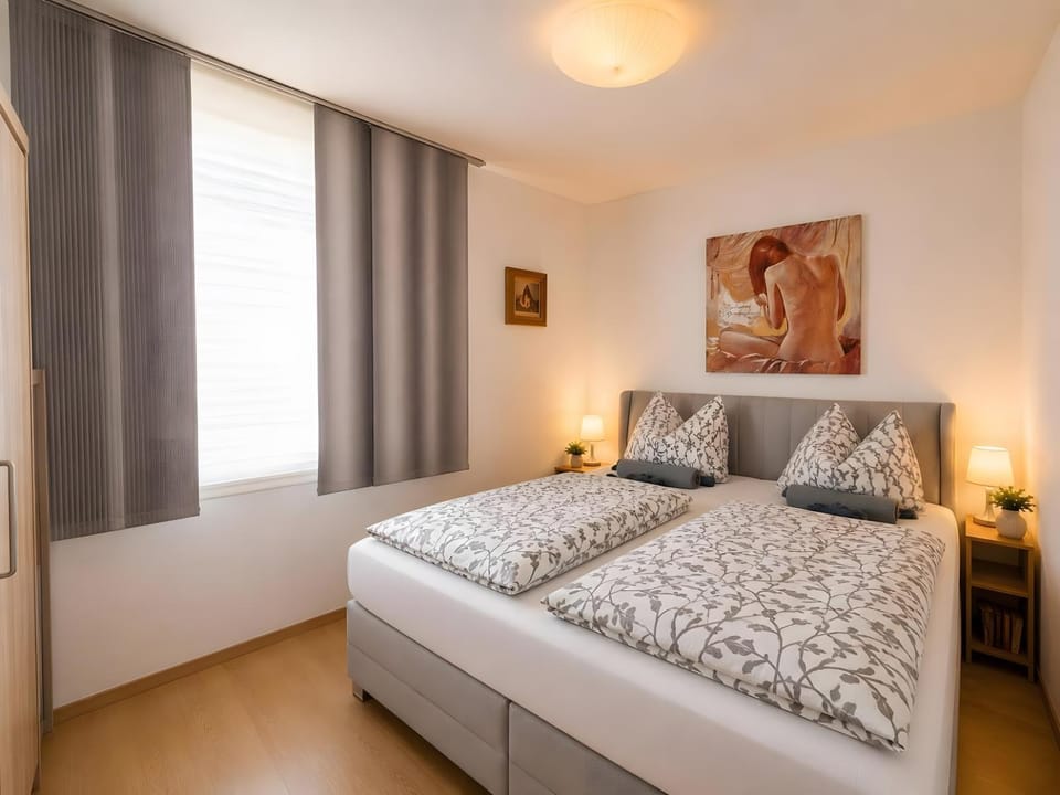 Living room, Bedroom